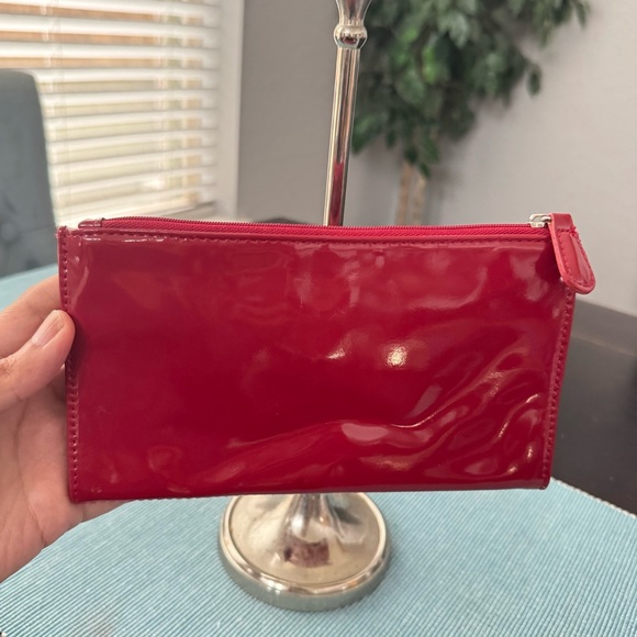 Dior Beauty Red Patent Leather Cosmetic Pouch - Picture 7 of 8